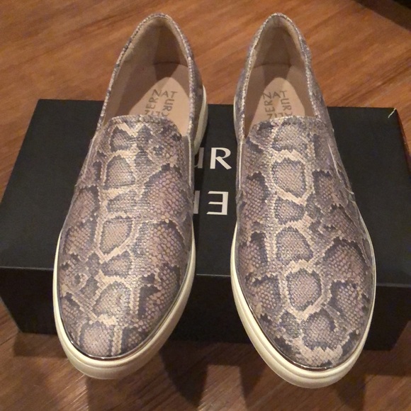 Naturalizer - Picture 2 of 6